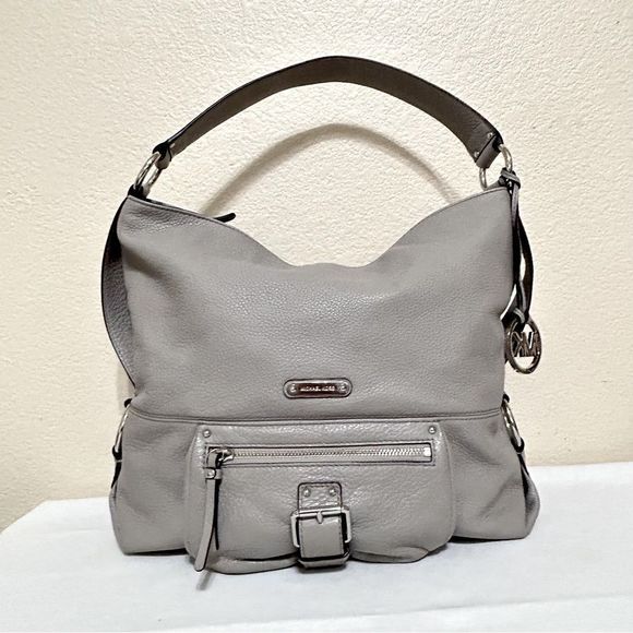 Michael Kors hobo bag - Picture 1 of 12